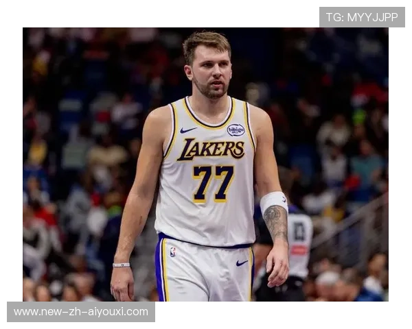 东契奇全场22投9中，砍下29分11篮板10助攻3抢断，东契奇克服颈伤触底反弹 单节暴走狂砍19分强势收胜